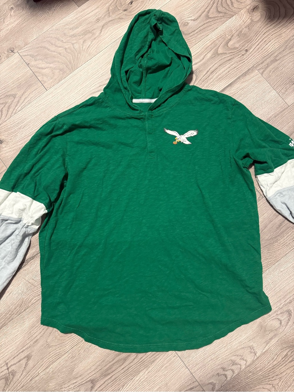 Nike Philadelphia Eagles Hooded Long Sleeve shirt